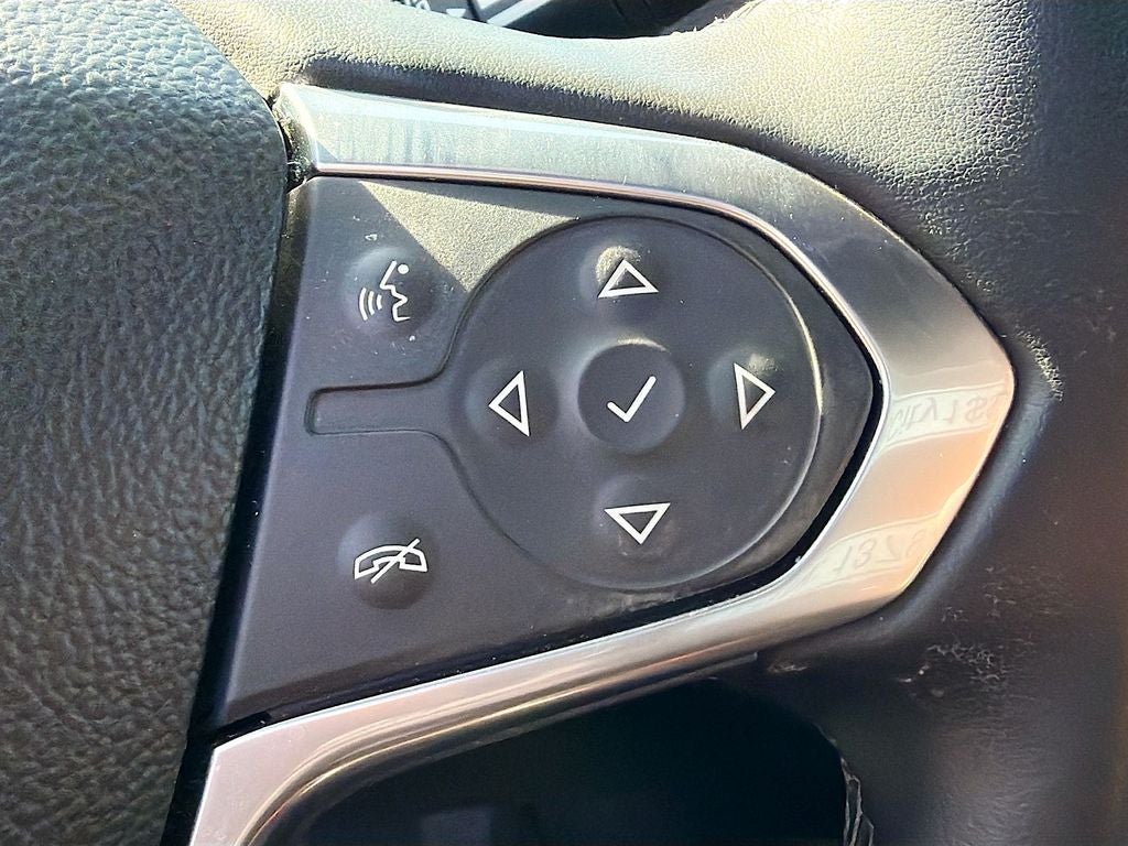 2023 Chevrolet Traverse FWD LT Cloth