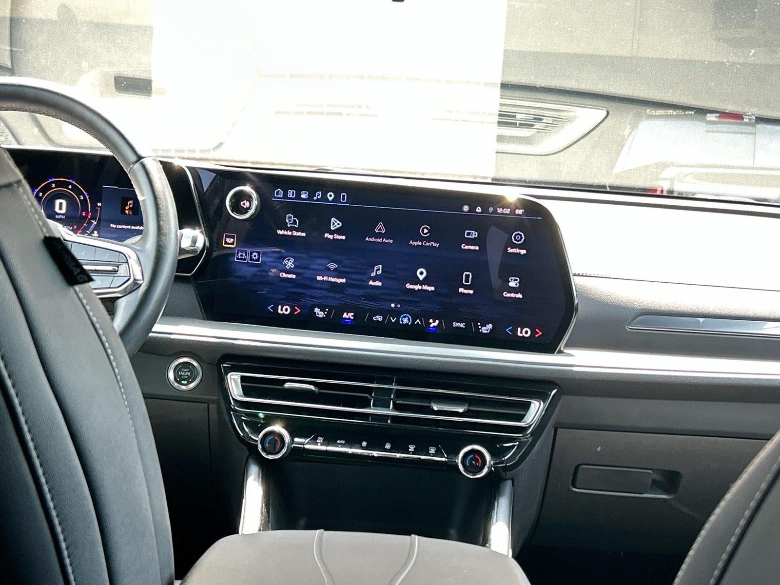 2025 Chevrolet Traverse FWD LT