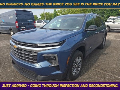 2025 Chevrolet Traverse FWD LT