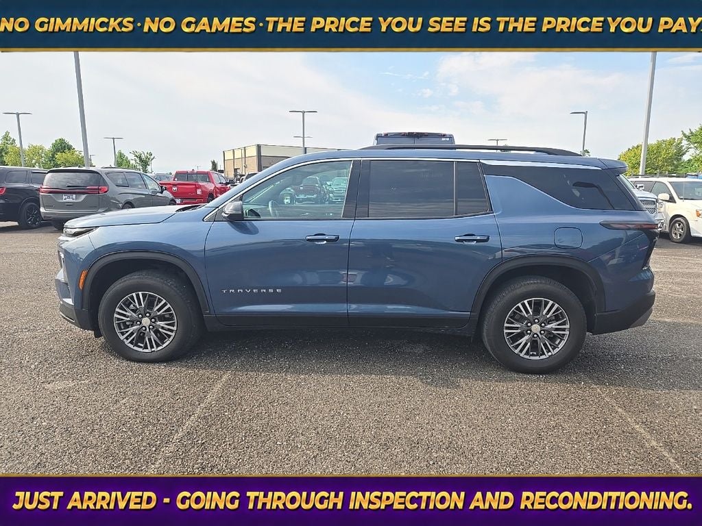 2025 Chevrolet Traverse FWD LT