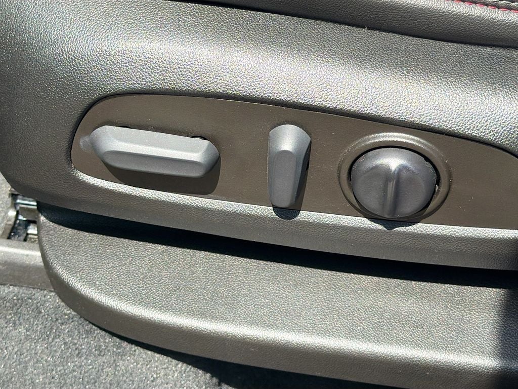 2023 Chevrolet Traverse FWD RS