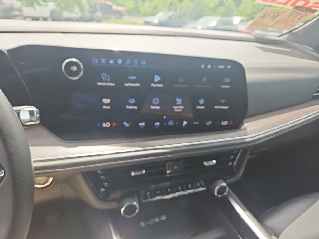 2025 Chevrolet Suburban 4WD Z71