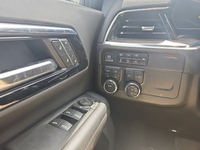 2025 Chevrolet Suburban 4WD Z71