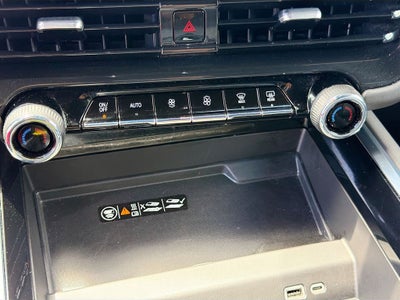 2025 Chevrolet Suburban 4WD Z71
