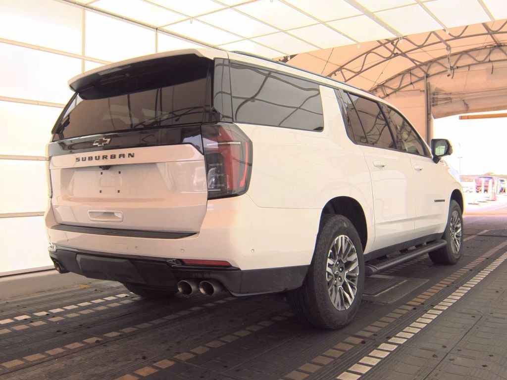 2025 Chevrolet Suburban 4WD Z71