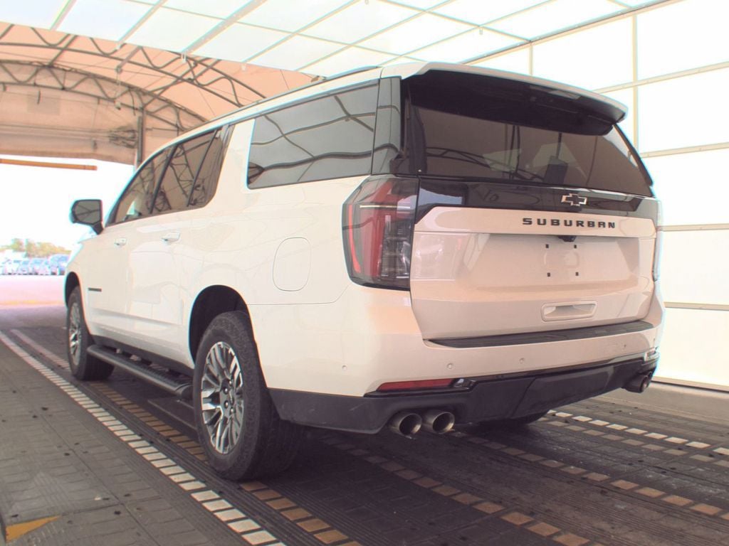 2025 Chevrolet Suburban 4WD Z71