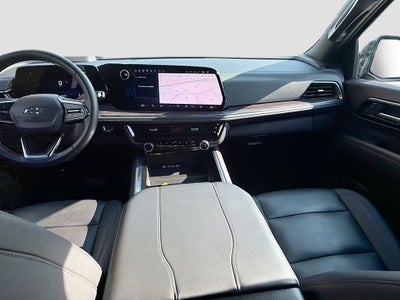 2025 Chevrolet Suburban 4WD Z71