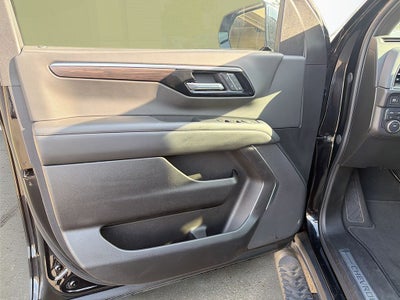 2025 Chevrolet Suburban 4WD Z71