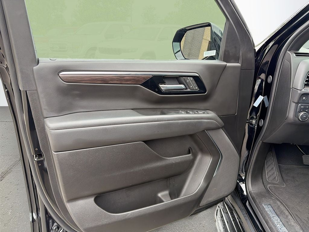 2025 Chevrolet Tahoe 4WD LT
