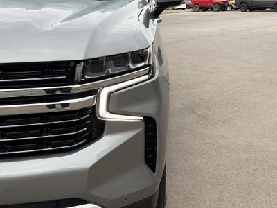 2023 Chevrolet Suburban 4WD LT