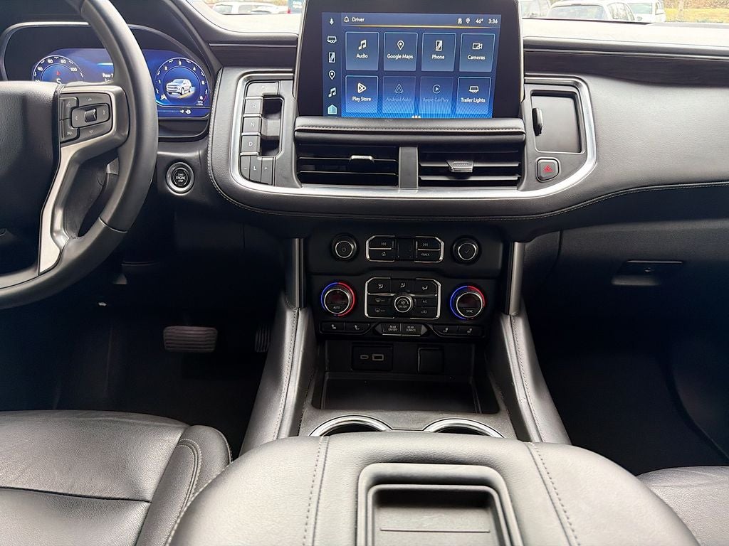 2023 Chevrolet Suburban 4WD LT