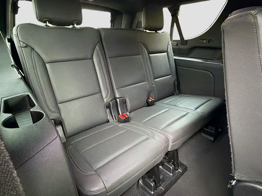 2023 Chevrolet Suburban 4WD LT