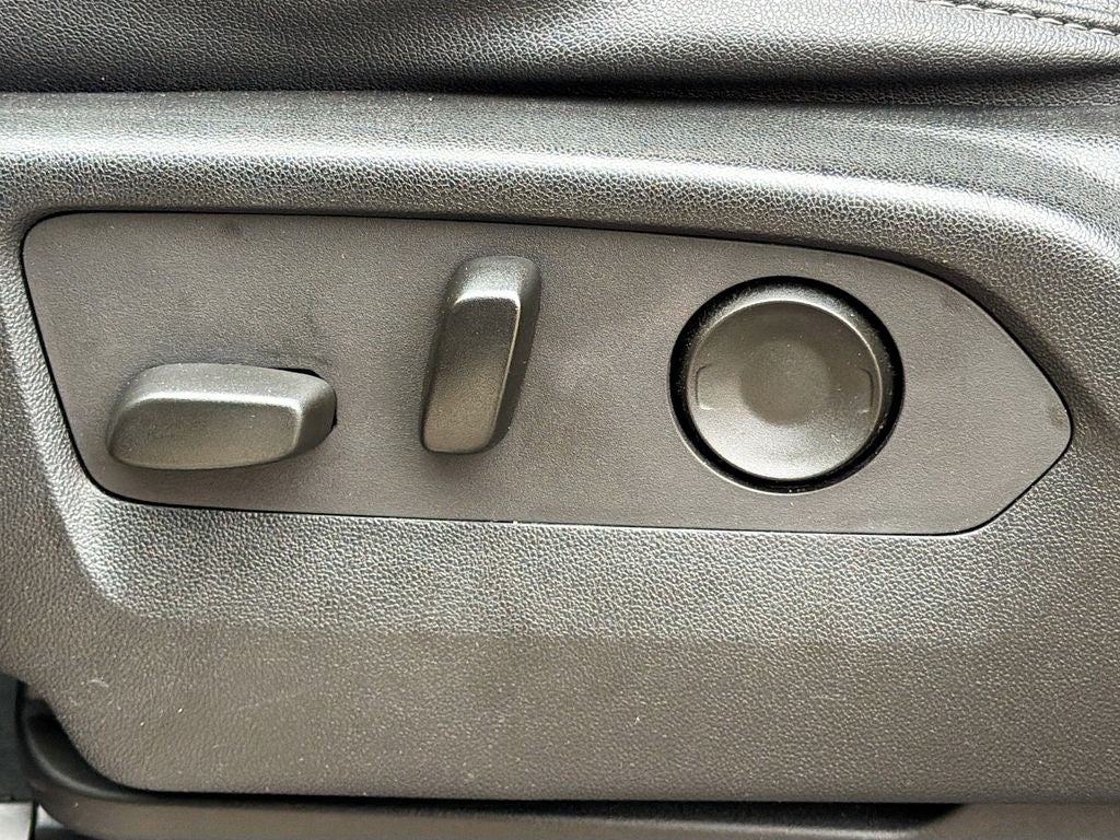 2023 Chevrolet Suburban 4WD LT