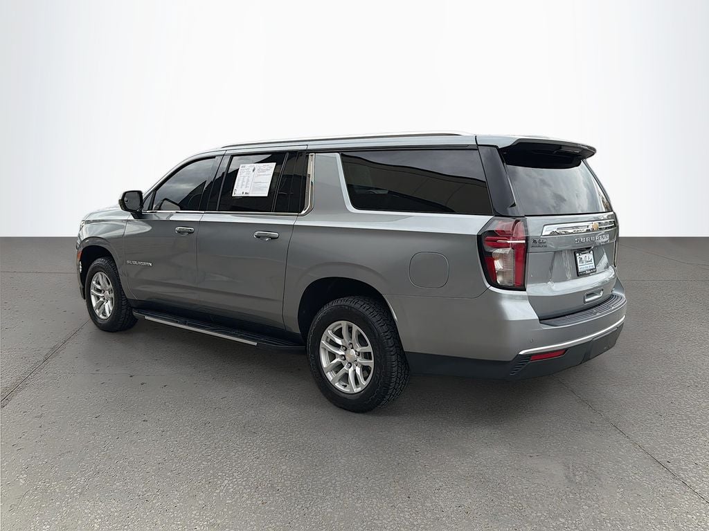 2023 Chevrolet Suburban 4WD LT