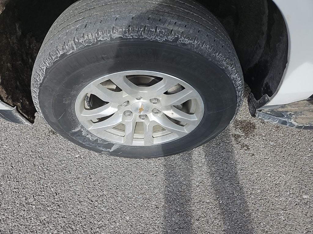 2024 Chevrolet Suburban 4WD LT