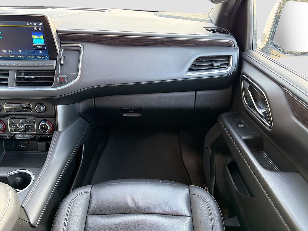 2024 Chevrolet Suburban 4WD LT