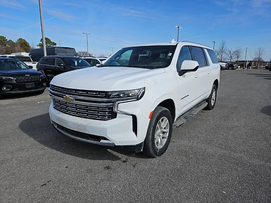 2024 Chevrolet Suburban 4WD LT