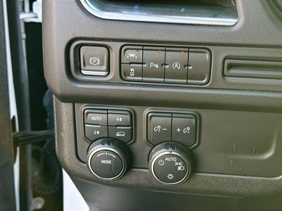 2024 Chevrolet Suburban 4WD LT