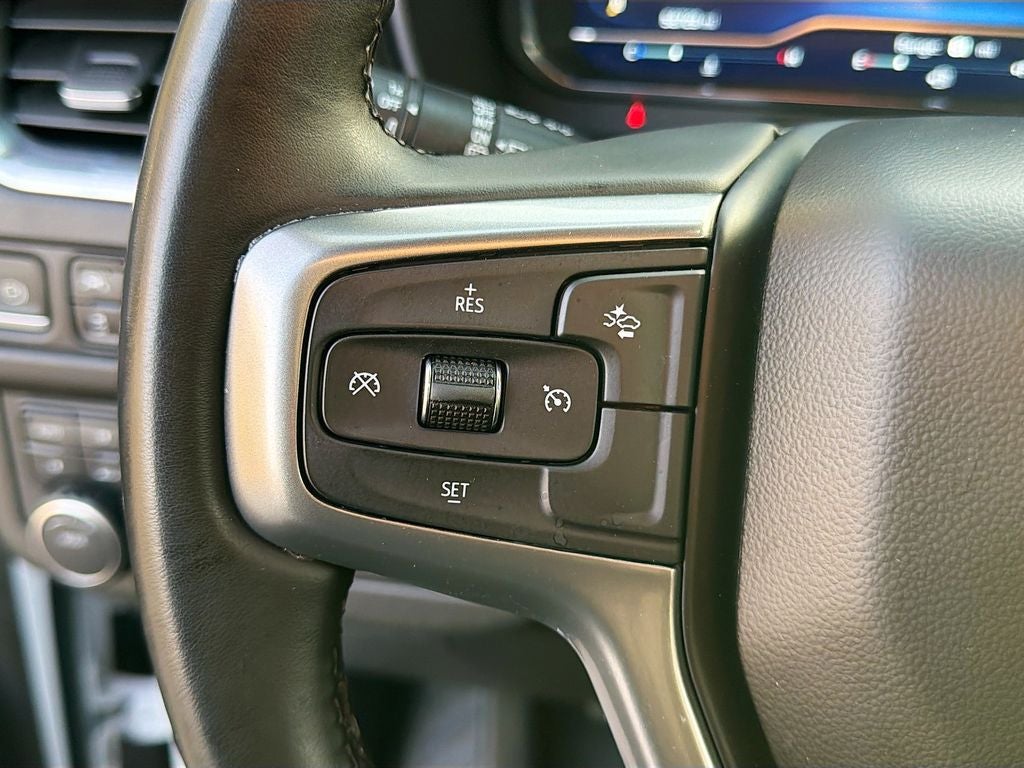 2024 Chevrolet Suburban 4WD LT