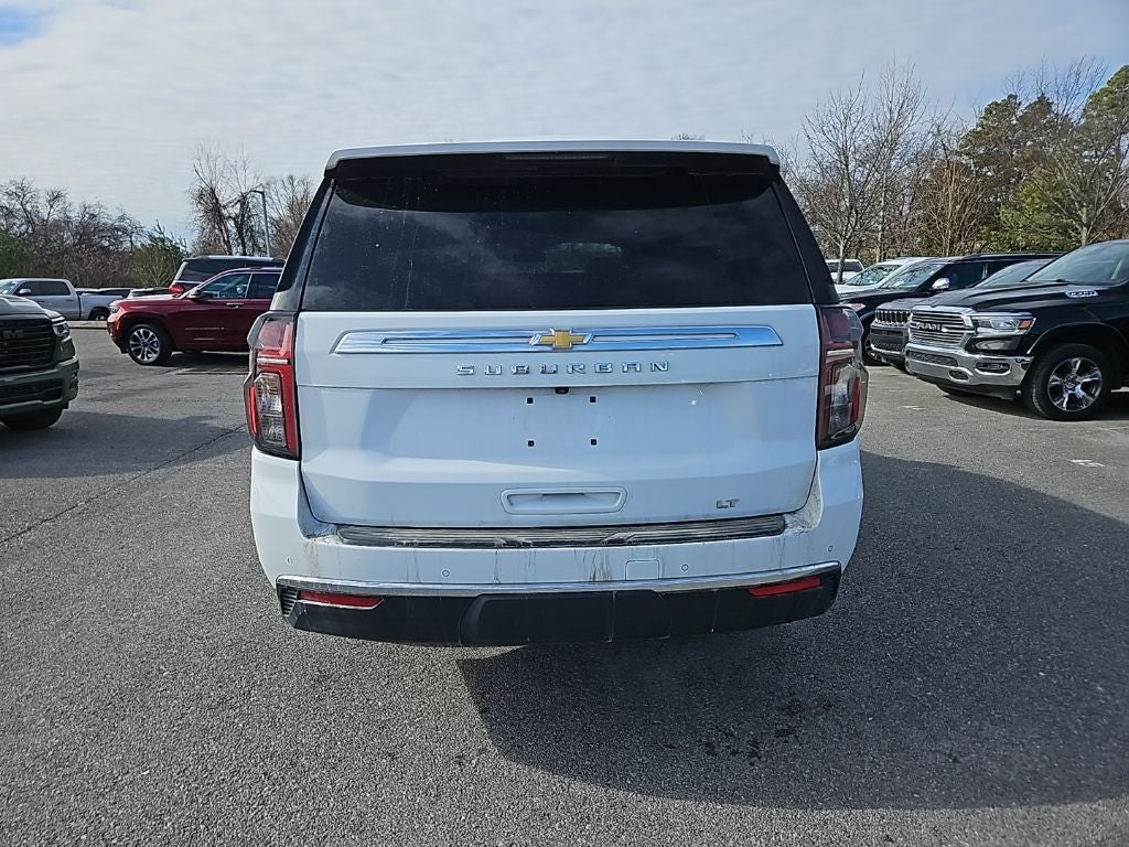 2024 Chevrolet Suburban 4WD LT