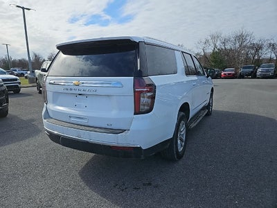2024 Chevrolet Suburban 4WD LT