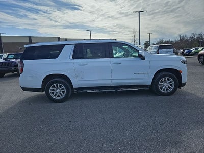 2024 Chevrolet Suburban 4WD LT