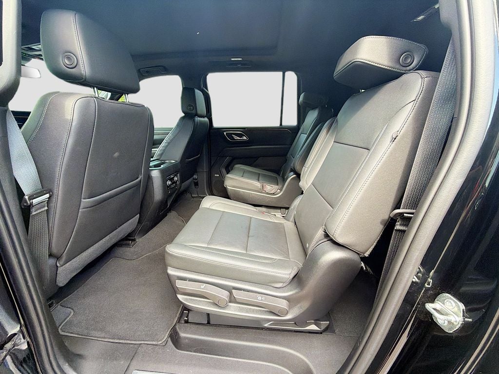 2023 Chevrolet Suburban 4WD Z71