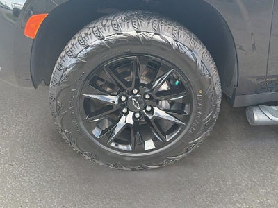2023 Chevrolet Suburban 4WD Z71