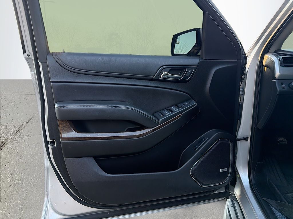 2020 Chevrolet Suburban 4WD LT