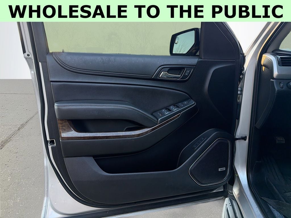 2020 Chevrolet Suburban 4WD LT