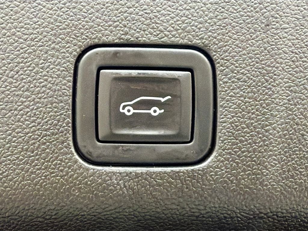 2023 Chevrolet Tahoe 4WD Premier