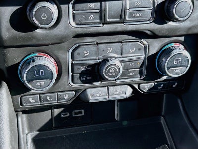 2023 Chevrolet Tahoe 4WD High Country