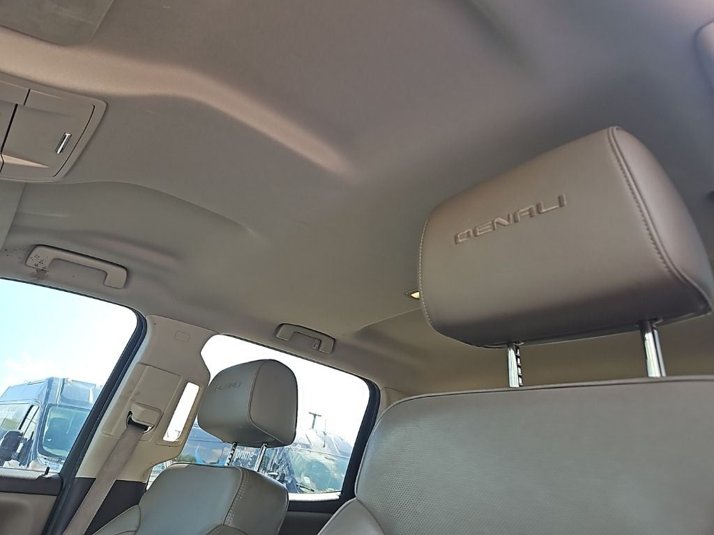 2015 GMC Sierra 2500HD Denali