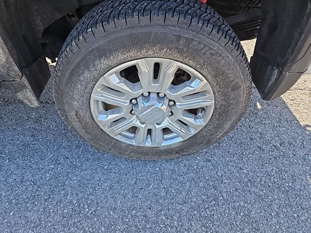 2023 GMC Sierra 2500HD 4WD Crew Cab Standard Bed Denali