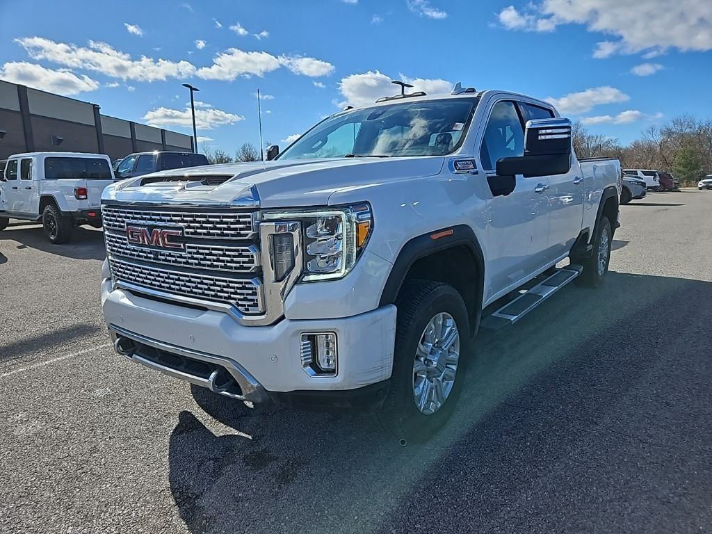 2023 GMC Sierra 2500HD 4WD Crew Cab Standard Bed Denali