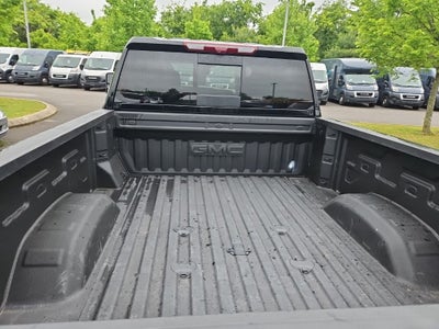 2025 GMC Sierra 2500HD 4WD Crew Cab Standard Bed Denali