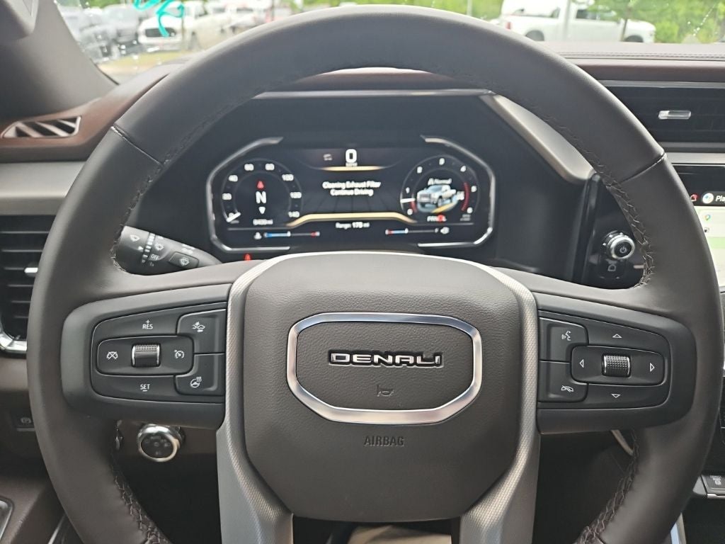 2025 GMC Sierra 2500HD 4WD Crew Cab Standard Bed Denali