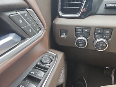 2025 GMC Sierra 2500HD 4WD Crew Cab Standard Bed Denali