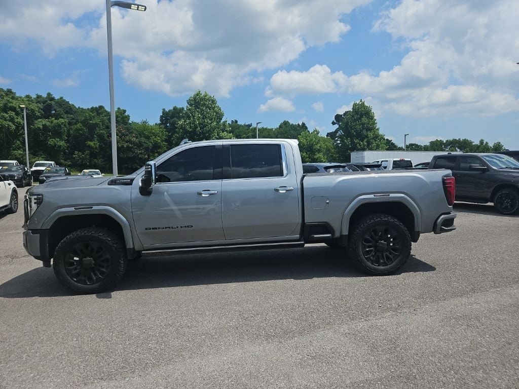 2026 GMC Sierra 2500 HD Crew Cab, Standard Bed, Denali Ultimate, 4WD
