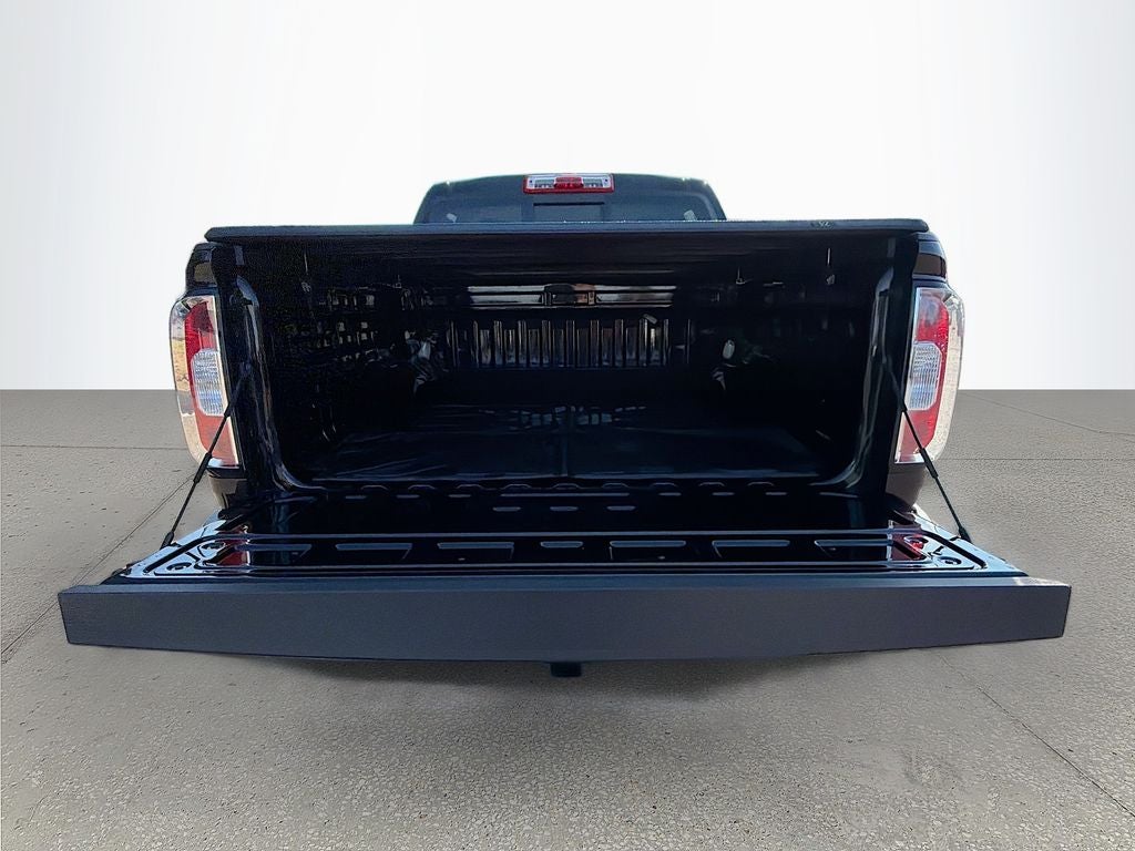 2022 GMC Canyon 4WD Crew Cab Short Box Elevation
