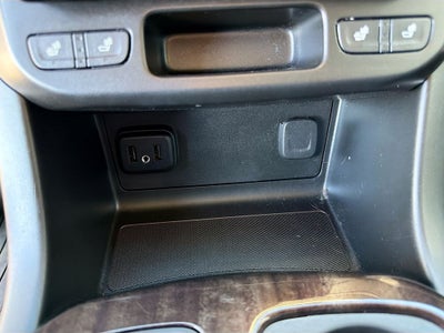 2022 GMC Canyon 4WD Crew Cab Short Box Elevation