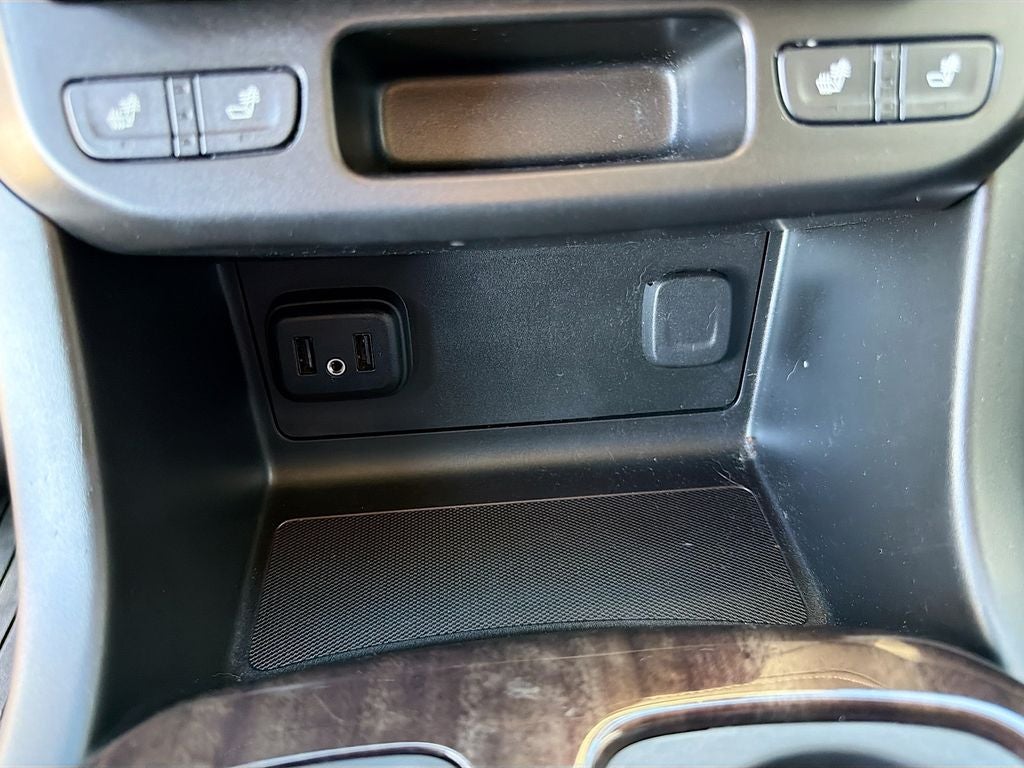 2022 GMC Canyon 4WD Crew Cab Short Box Elevation