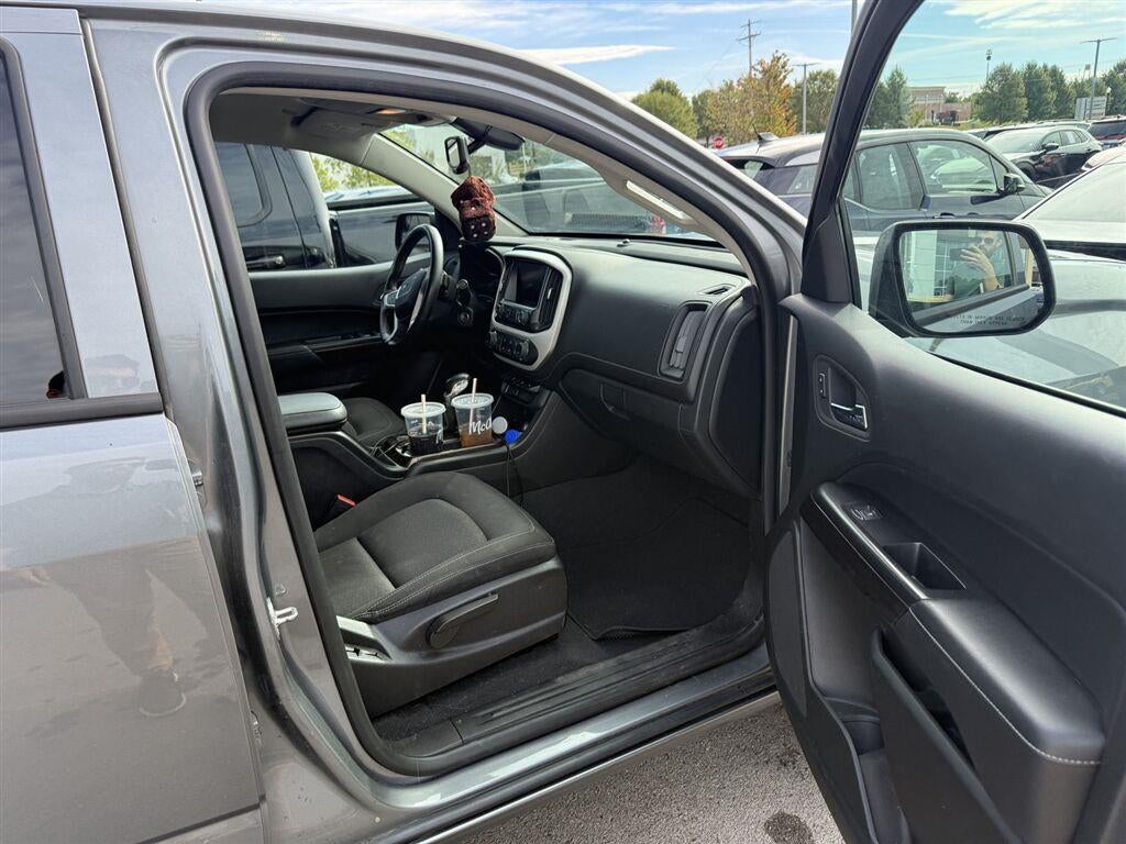 2022 GMC Canyon 4WD Crew Cab Short Box Elevation