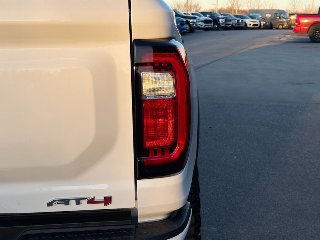 2023 GMC Canyon 4WD Crew Cab Short Box AT4