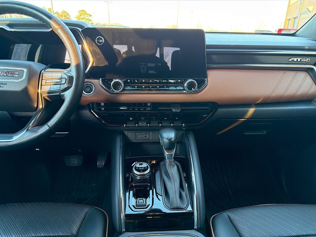 2023 GMC Canyon 4WD Crew Cab Short Box AT4