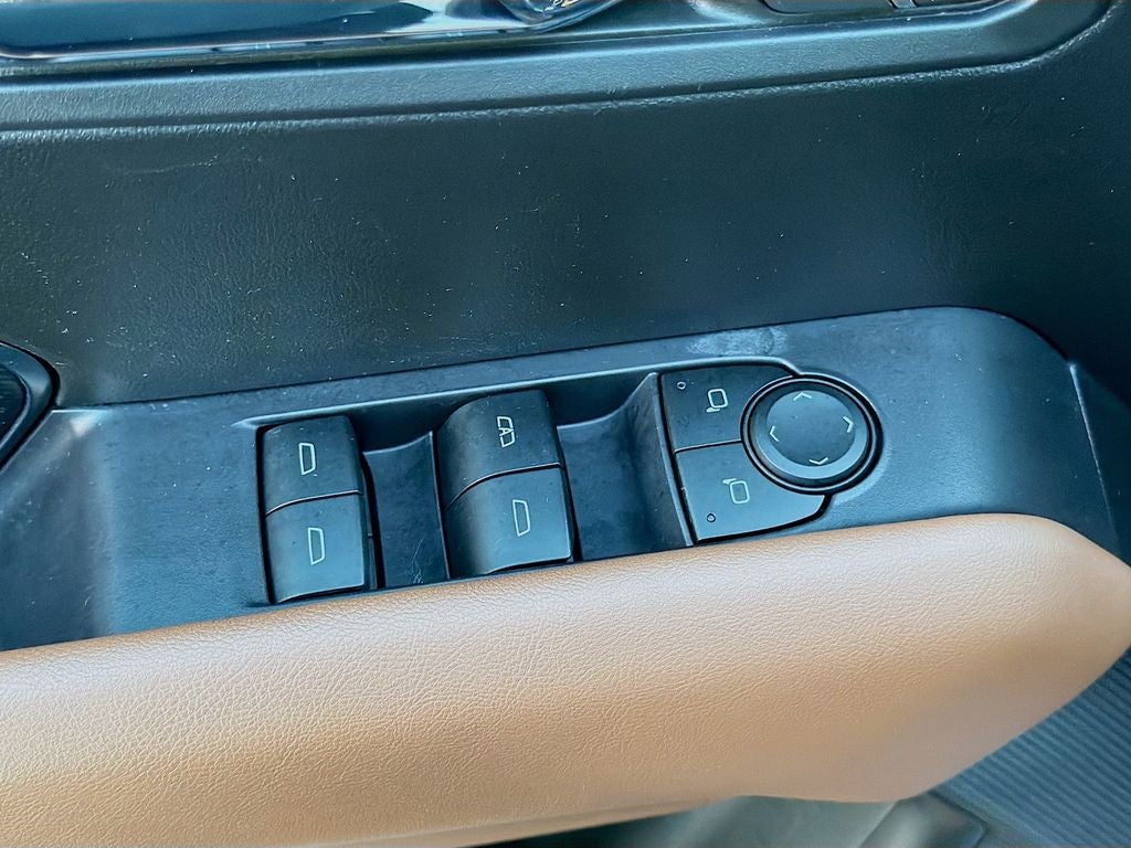 2023 GMC Canyon 4WD Crew Cab Short Box AT4