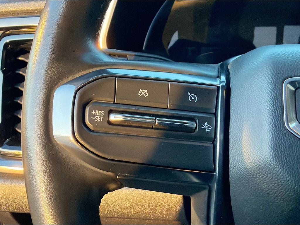 2023 GMC Canyon 4WD Crew Cab Short Box AT4