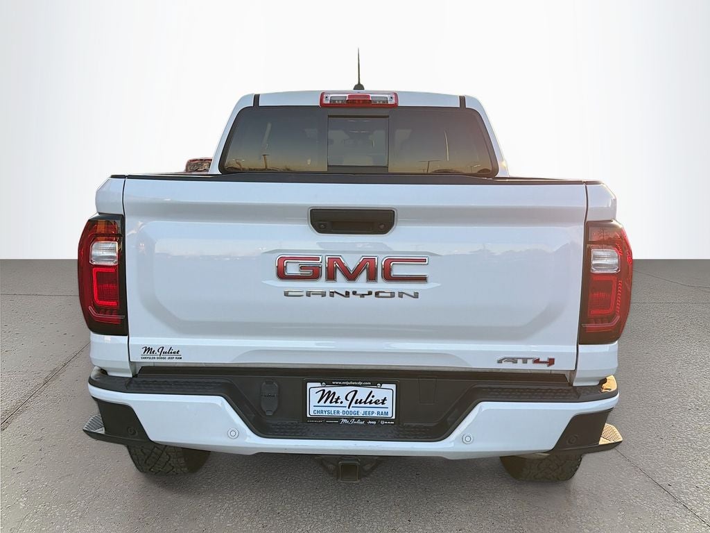 2023 GMC Canyon 4WD Crew Cab Short Box AT4