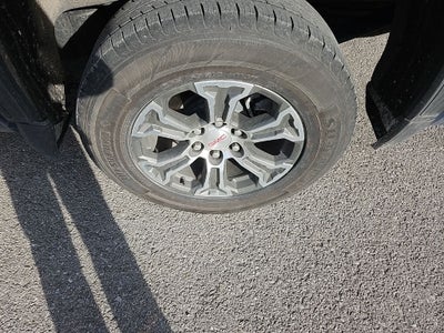 2024 GMC Sierra 1500 4WD Crew Cab Short Box SLT