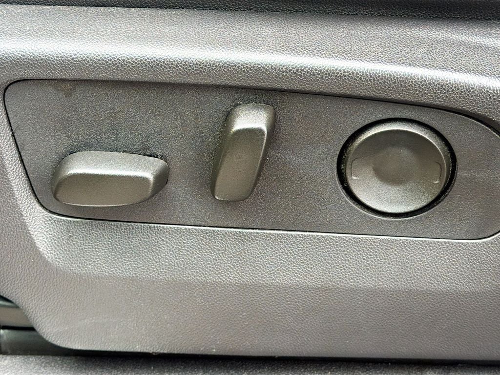 2024 GMC Sierra 1500 4WD Crew Cab Short Box SLT